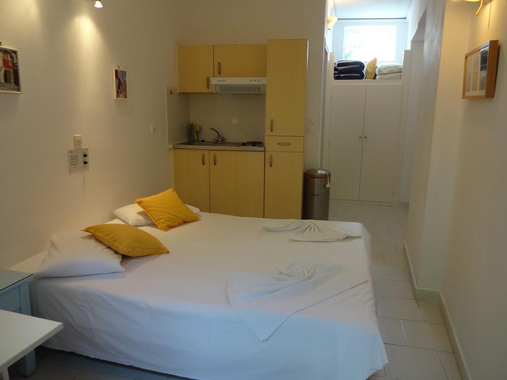 Remezzo Hotel & Studios Pythagóreion Room photo