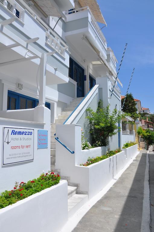 Remezzo Hotel & Studios Pythagóreion Exterior photo